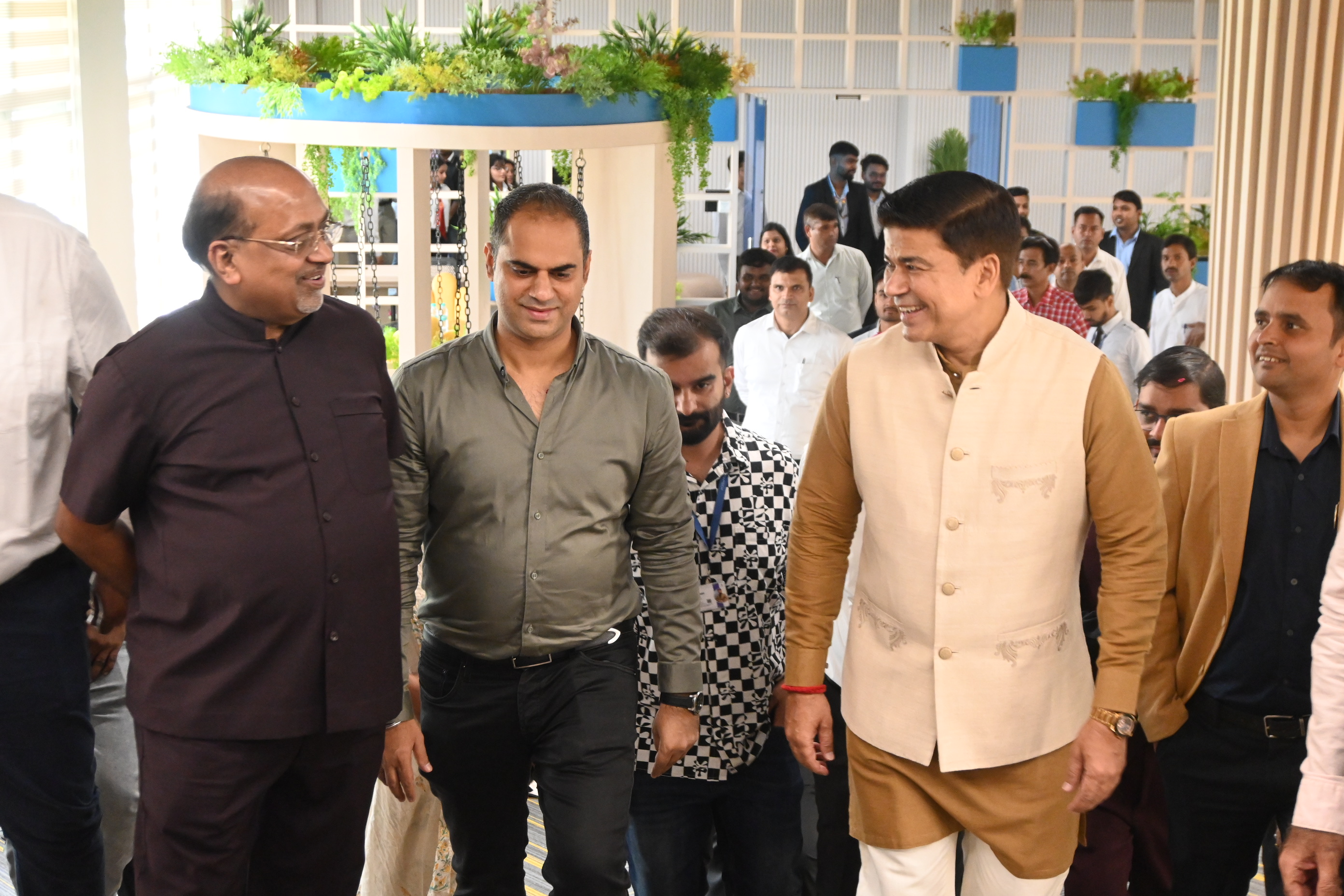 Distinguished Guests